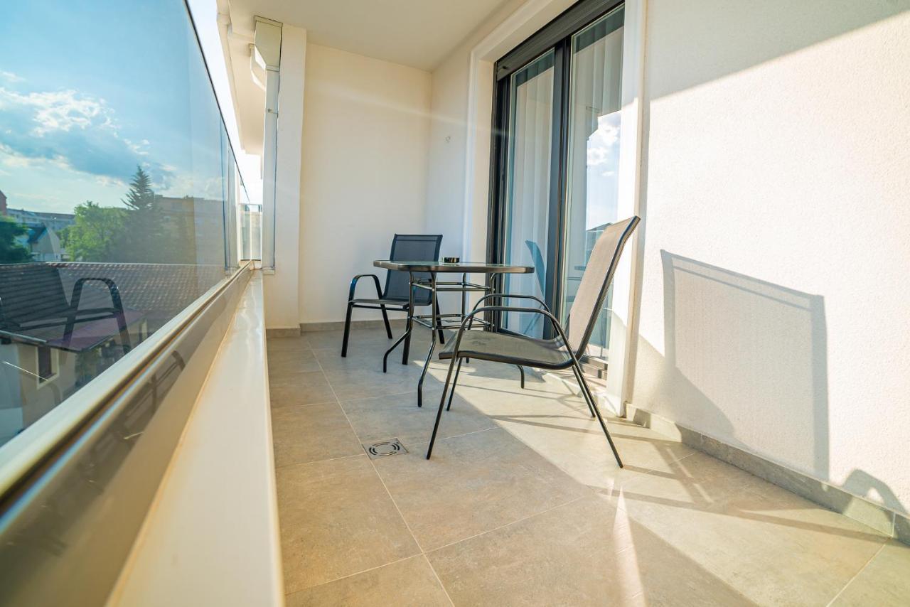 Zoe Apartment ノヴィ・サド エクステリア 写真